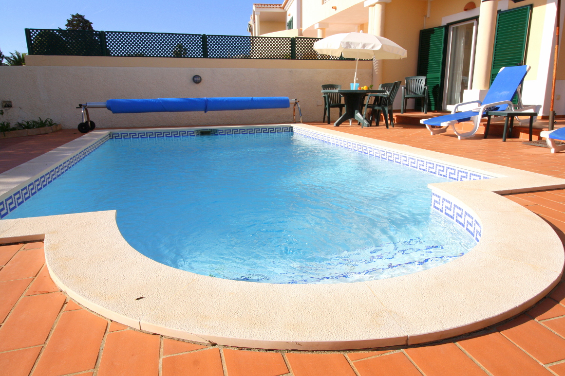 Luxury semi-detached villa in Praia da Luz rent