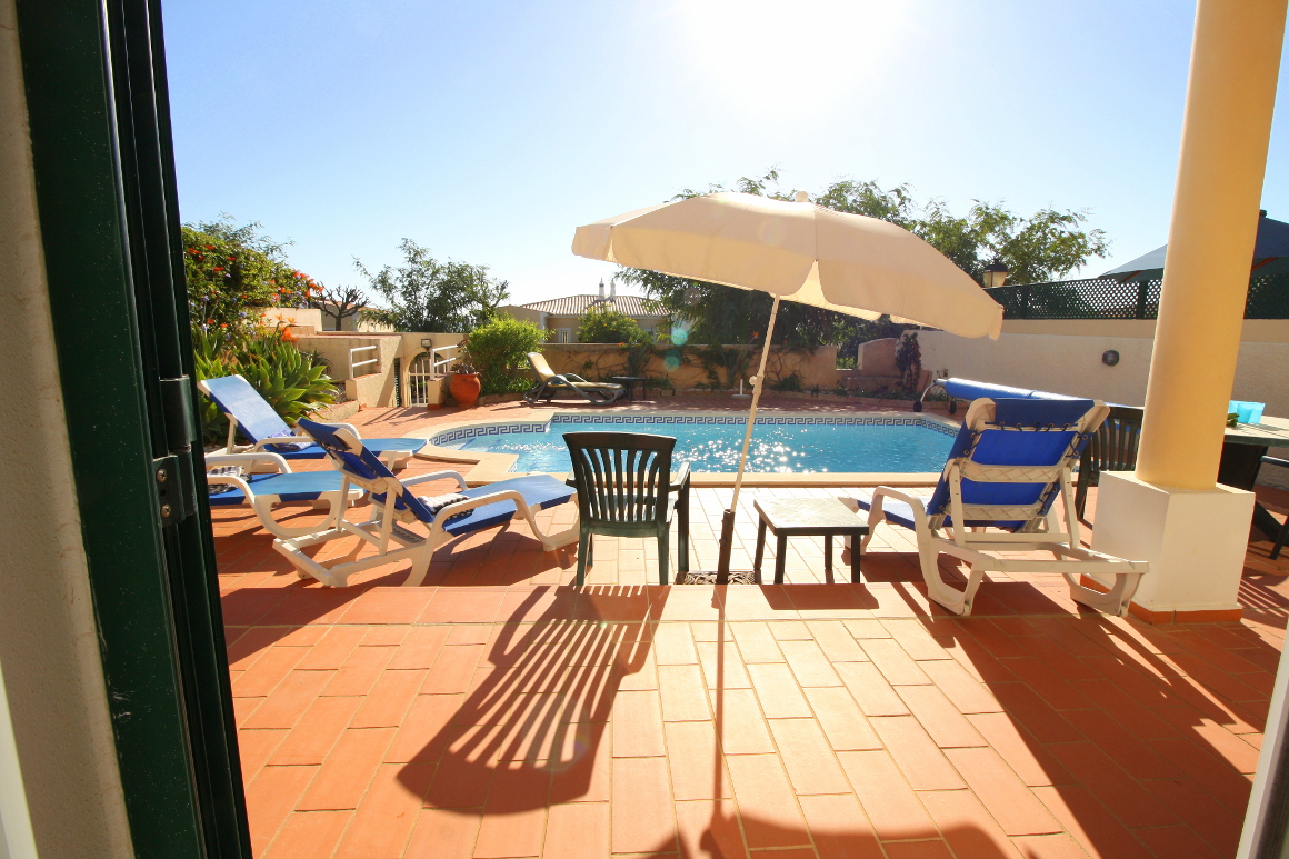 Luxury semi-detached villa in Praia da Luz rent