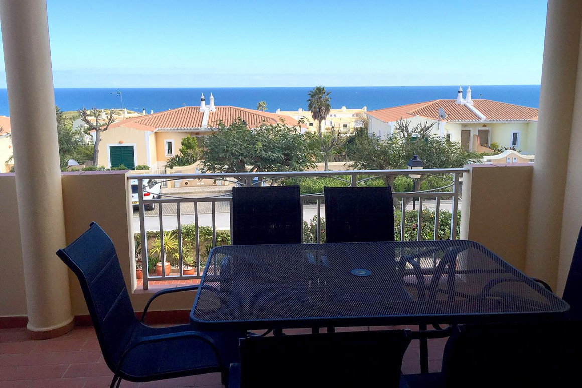 Luxury semi-detached villa in Praia da Luz rent