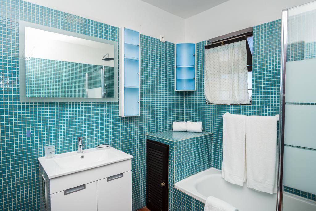 Excellent 3-bedroom villa in Luz with sea views to rent