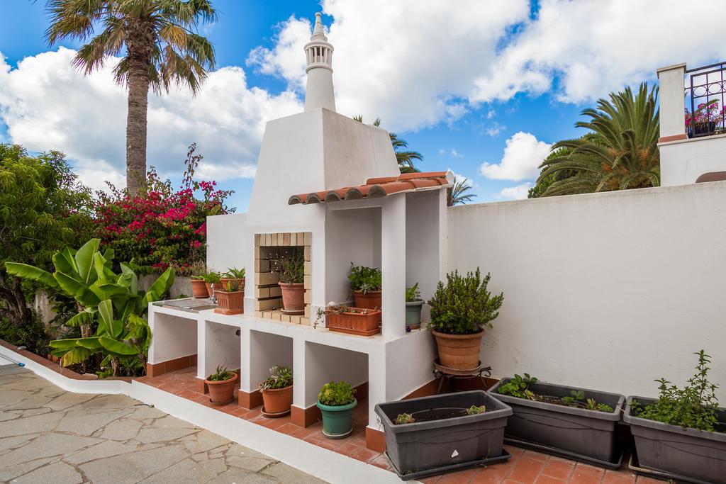 Excellent 3-bedroom villa in Luz with sea views to rent