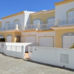 3-bedroom townhouse in Manta Rota rent