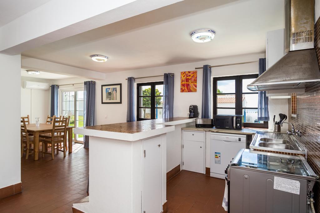 Excellent 3-bedroom villa in Luz with sea views to rent