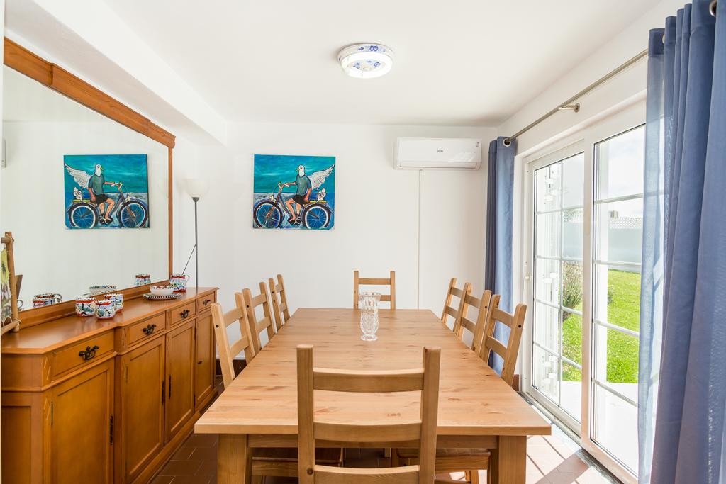 Excellent 3-bedroom villa in Luz with sea views to rent