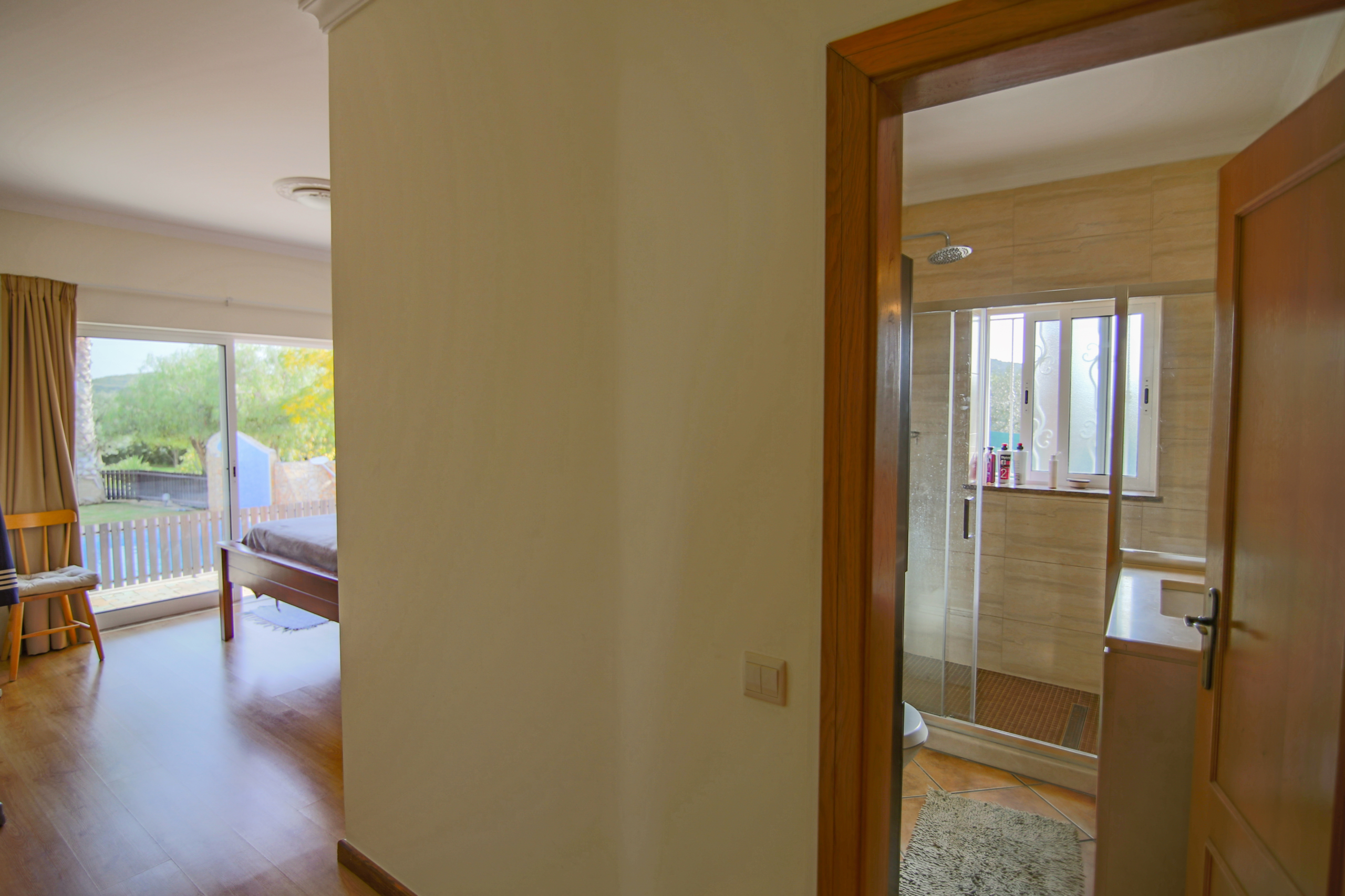 Fantastic 4-bedroom villa in countryside location to rent