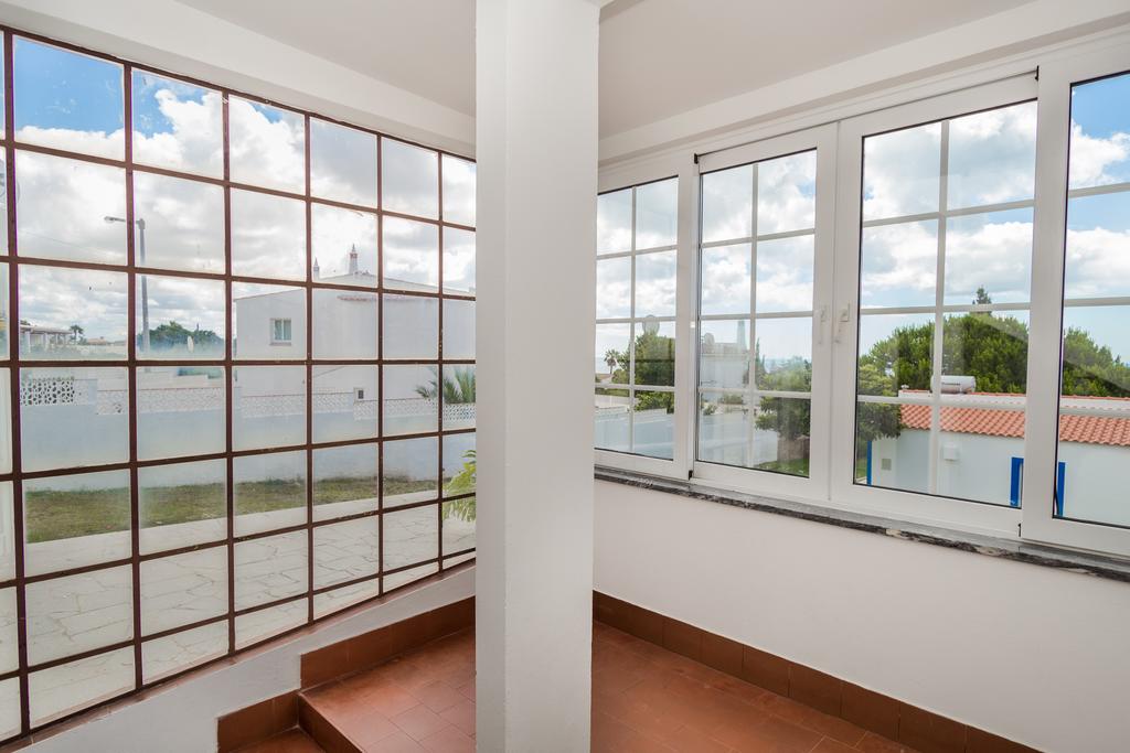 Excellent 3-bedroom villa in Luz with sea views to rent